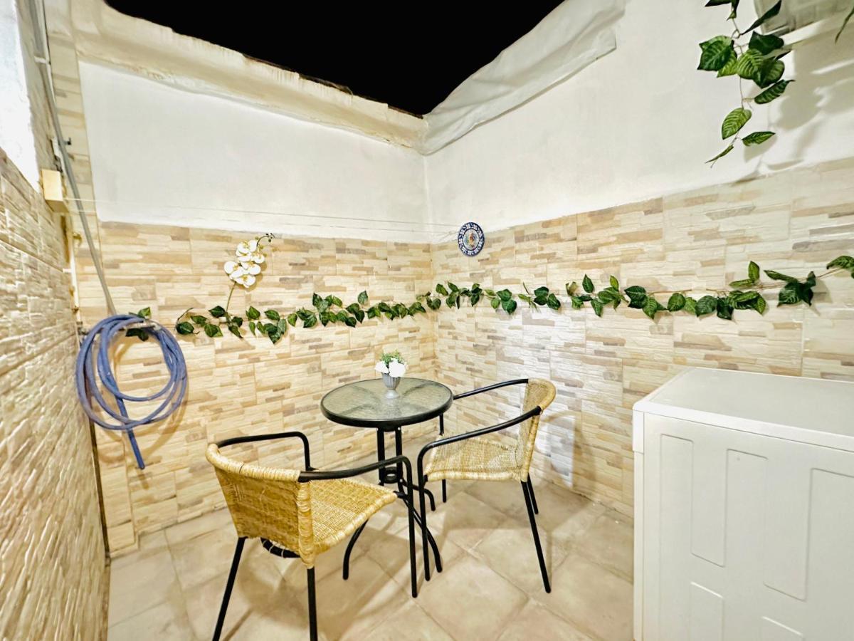 Sol Apartamentos Malaga Centro מראה חיצוני תמונה
