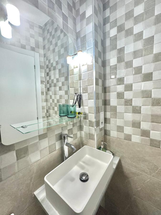 Sol Apartamentos Malaga Centro מראה חיצוני תמונה